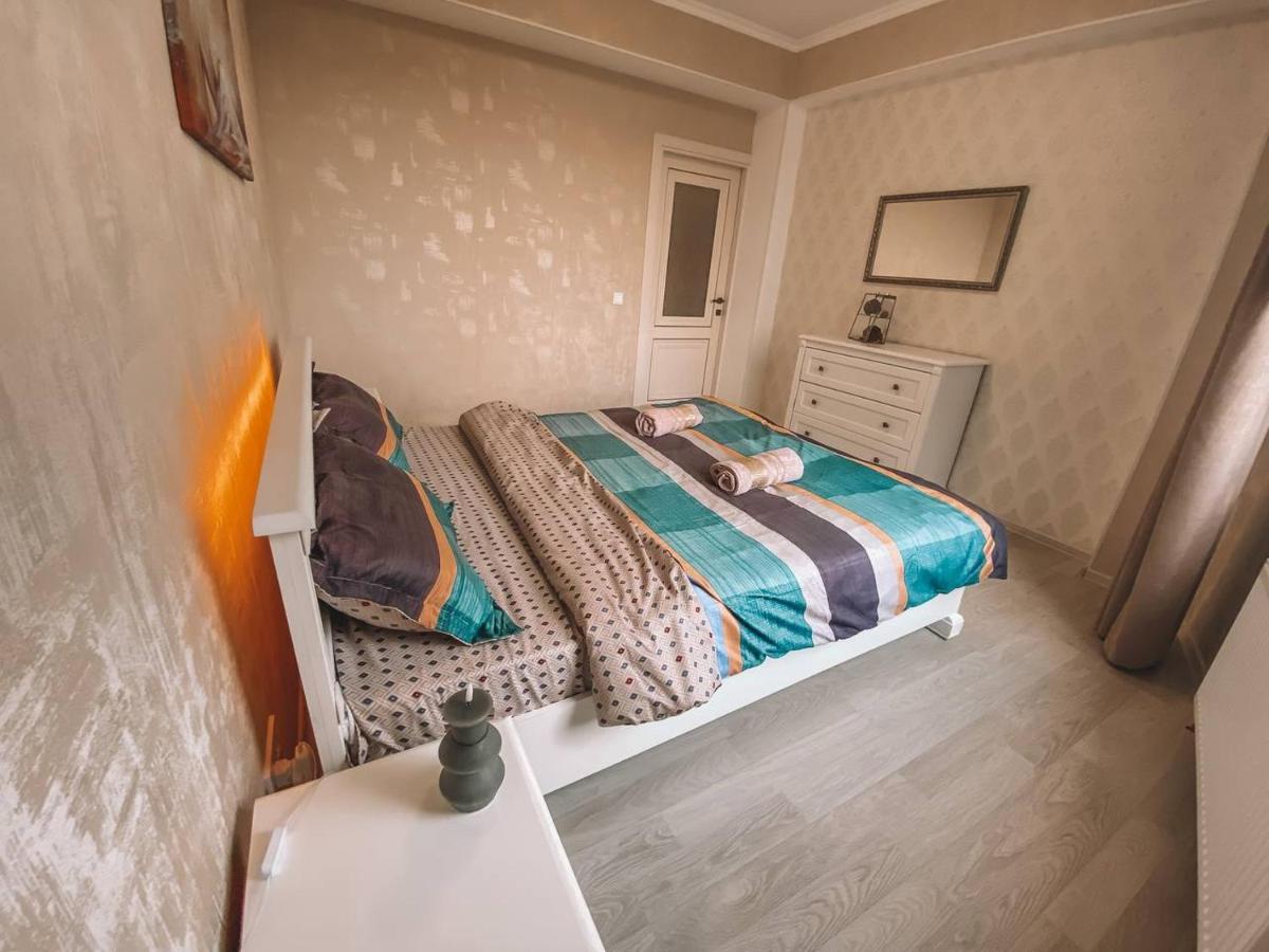 Luxury Sky Apartment Chisinau Luaran gambar